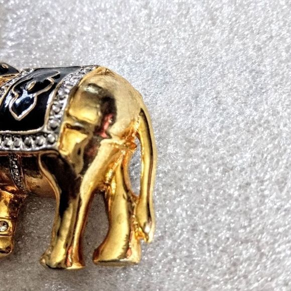 2 1/2" Crystal and Black Enamel Gold tone Elephant - Picture 4 of 8